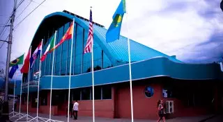 Администрация центрального бассейна Алматы пояснила ситуацию с банкротством собственника