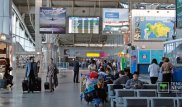 Аэропорт Алматы установил аппараты с едой по низким ценам