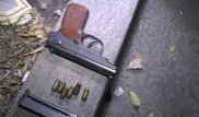 Вооруженный двумя пистолетами мужчина задержан в Алматы