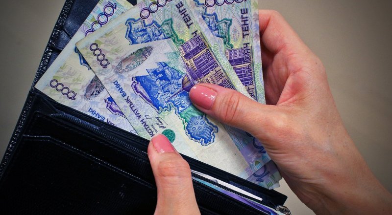 Только 3,6 процента казахстанцев получили повышение зарплаты после  изменения курса тенге: 22 октября 2015, 10:59 - новости на Tengrinews.kz