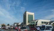 Въезд на парковку вокзалов Астаны и Алматы будет платным