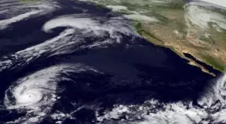 Мексика готовится встретить самый мощный ураган в истории планеты