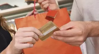 В Казахстане создают национальную систему для платежных карточек