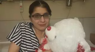 В Бишкеке скончалась одна из разделенных сиамских близнецов