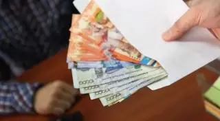 Начальник колонии признался во взяточничестве в Атырауской области