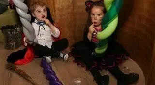 В США детям в Хэллоуин подарили начиненные иглами шоколадки