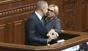 Депутат Рады ударил свою коллегу бутылкой по голове