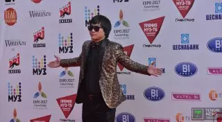 Кайрат Нуртас споет с певицей Нюшей