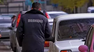 Студента в форме полицейского задержали в Атырау