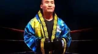 Канат Ислам нокаутировал соперника в первом раунде