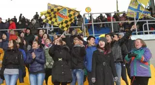 Футбольные болельщики спели песню Лепса для фильма Бекмамбетова в Алматы