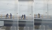 В Алматы наградят полицейских, спасших девушку от самоубийства