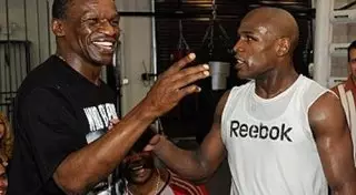 Команде Головкина лучше заткнуться - Флойд Мейвезер-старший