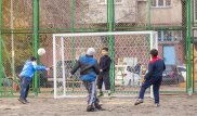 Бизнесмен из Алматы подарил жителям Медеуского района спортивные площадки