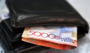 Бюджетникам в Казахстане значительно повысят зарплату