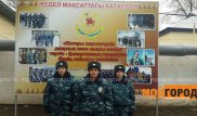 Солдаты спасли женщину от насильника в Уральске