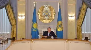 Нурсултану Назарбаеву доложили в Акорде о фактах ценового сговора