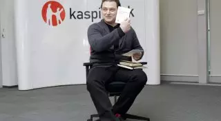 Руководители банков не держат свои сбережения в тенге - глава Kaspi bank