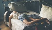 В ВКО девушка заснула в чужом доме и попала под суд