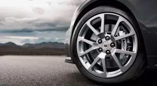 Взятку автомобильными дисками требовал сотрудник акимата в Павлодарской области