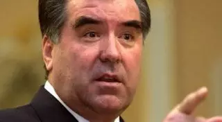 Президенту Таджикистана хотят присвоить титул "Лидер нации"