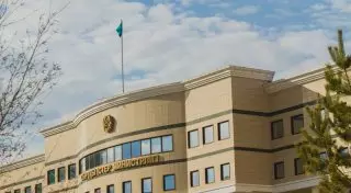 Находящихся в Брюсселе казахстанцев МИД РК предупреждает об опасности