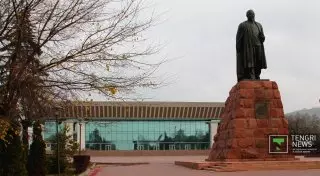 "Путешествие в Алма-Ату"