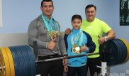 13-летний парень из Атырау установил три мировых рекорда