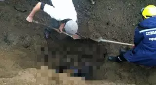 Полиция Алматы расследует случай обвала грунта со смертельным исходом