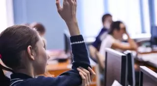 Казахстанские школьники химию и физику будут изучать на английском языке