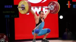 Чемпион мира Рахимов рассказал о главном сопернике на первенстве тяжелоатлетов