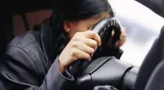 Активисты "ОСА" разыскивают очевидцев ДТП с участием сотрудницы прокуратуры в Караганде