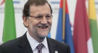 Премьер-министр Испании отвесил сыну подзатыльник в прямом эфире