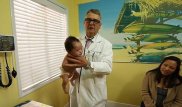 Американский врач придумал, как моментально успокоить плачущего ребенка