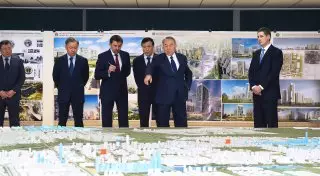 Назарбаеву показали, как будет застраиваться Астана