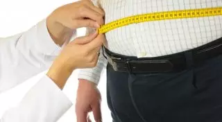 Быстро похудеть помогут микробы и холод - ученые