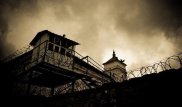 В Таразе сильный ветер снес крышу тюрьмы