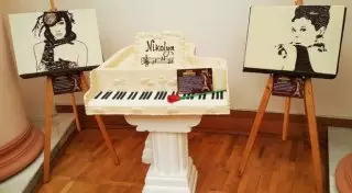 Посетители музея шоколада в Шымкенте съели экспонаты