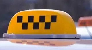 Жительница Актау избила таксиста после отказа ее подвезти