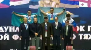 Во время награждения Ильина и Зайчикова произошел казус