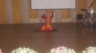 Сестра Айзады Авлатаровой в знак благодарности станцевала для военнослужащих