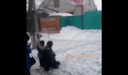 Потасовку водителей автобусов засняли на видео в Актобе