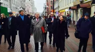 Вопрос московского школьника поставил в тупик Джона Керри