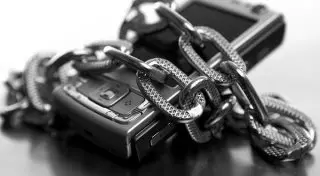 В Алматы начали блокировать ворованные телефоны