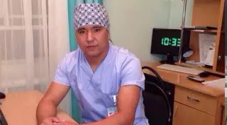 Избитый врач "скорой помощи" Алматы будет пожизненно наблюдаться у медиков