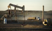 Нефть может упасть до 16 долларов за баррель в 2016 году - Royal Bank of Scotland