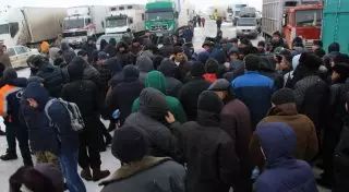 Из снежных заносов в Карагандинской области вызволены 300 человек