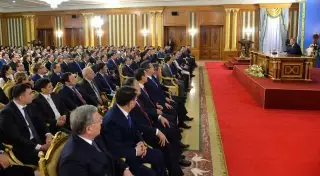 Назарбаев встретился с Администрацией Президента