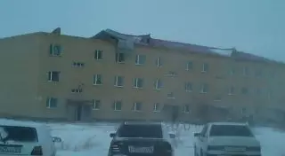 Ветром сорвало кровлю нового дома в Карагандинской области