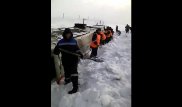 Тепловоз засыпало снегом по крышу на железной дороге Алматы - Караганда